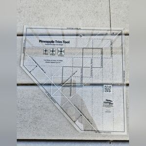 Creative Grids Ruler Pineapple Trim Tool for 6, 8, 10in Blocks CGRJAW3